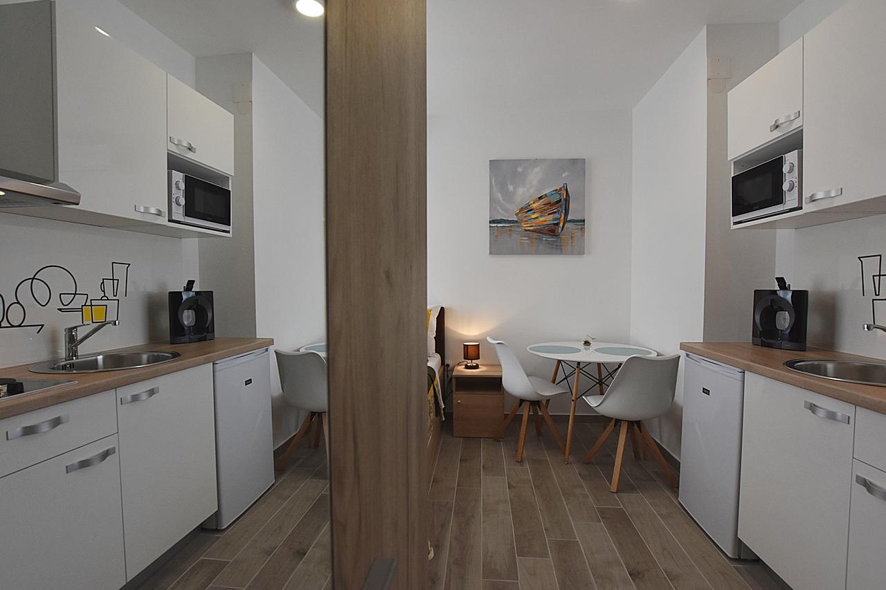Borna & Roko Apartments Free Parking Zadar Zewnętrze zdjęcie